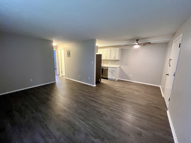 Photo - Mill Park Apartments