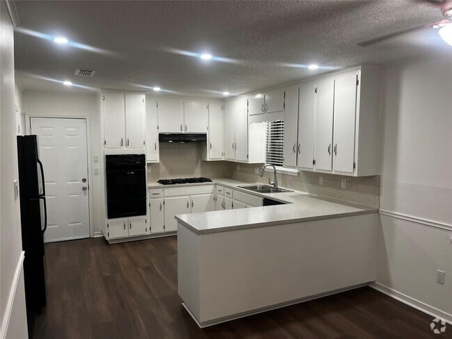 Building Photo - 1901 Woodland Ave Rental