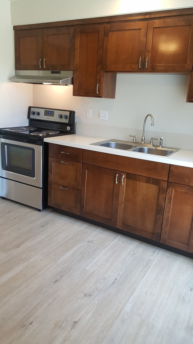 Photo - Parker Avenue Townhouse Apartments
