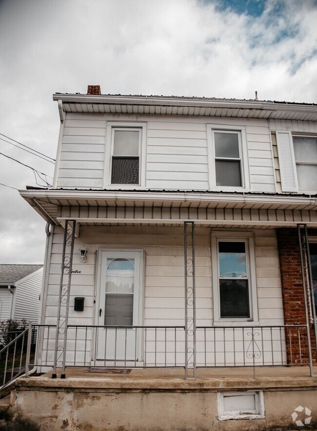 Building Photo - 312 Vine St Rental