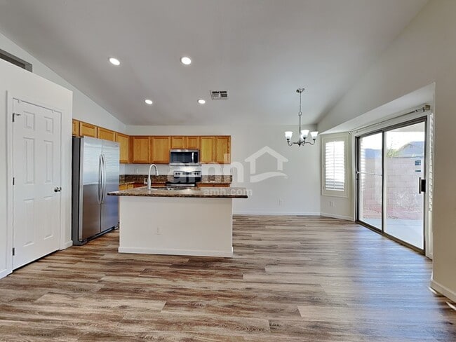Photo - 4722 E Silverwood Dr