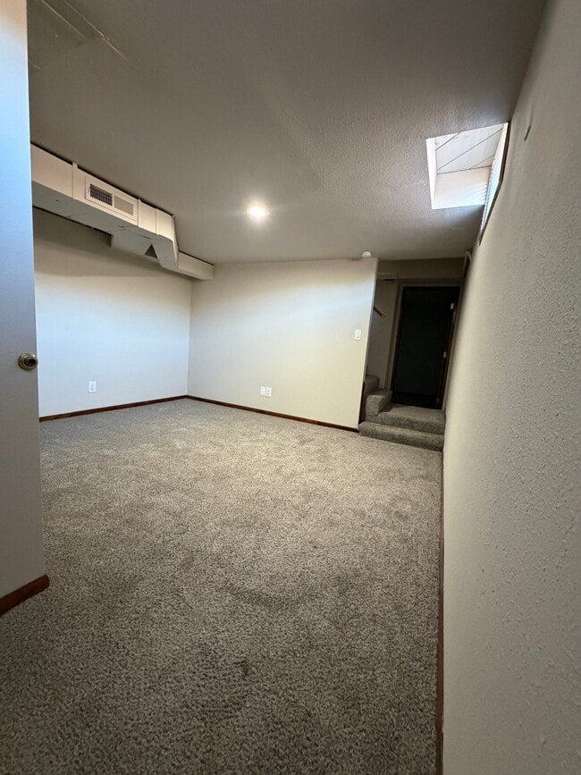 Photo - 4821 NE 42nd Ave