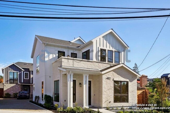 Building Photo - 1028 Brown Ave