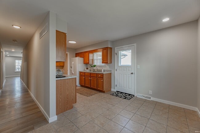 Photo - 7127 Pinehurst Dr