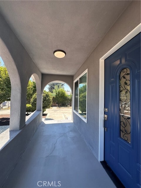 Photo - 565 E 12th St