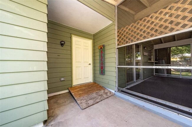 Photo - 14644 SW 35th Terrace Rd