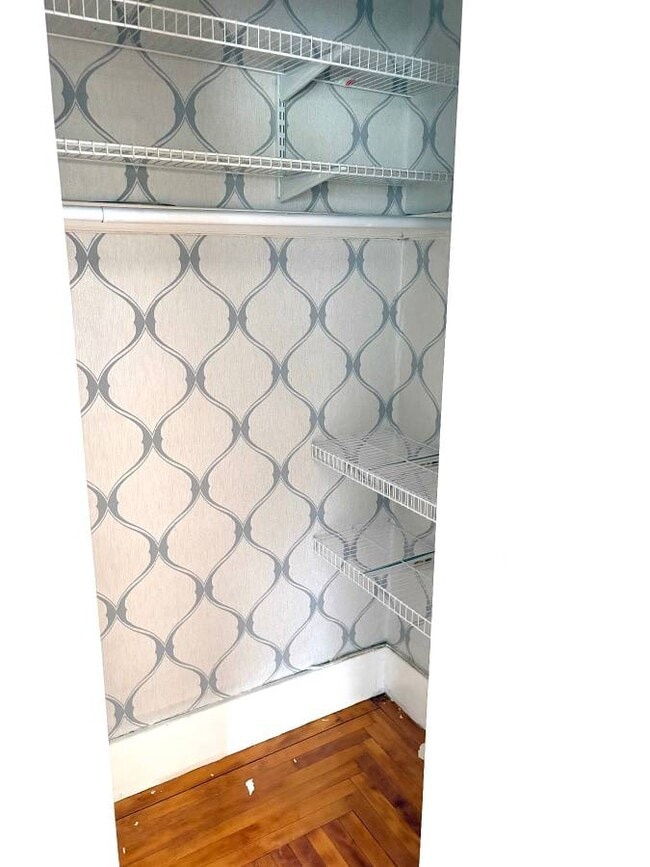 Photo - 105 Burncoat St Unit 3+ bedroom apartament