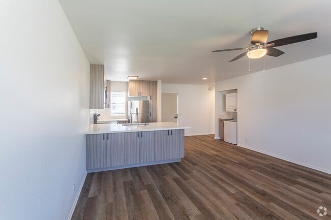 2 BR, 1 BA - 930 SF - The Sands