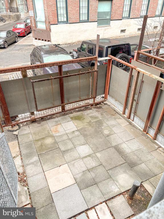 Photo - 149 W Laurel St