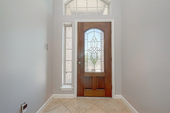 Building Photo - 6015 Hewes Point Ln