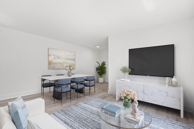 Photo - 45 NE 24th St Unidad B