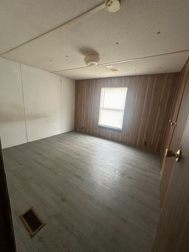 Photo - Available Soon! Apply Now! Rent this 2 bed...