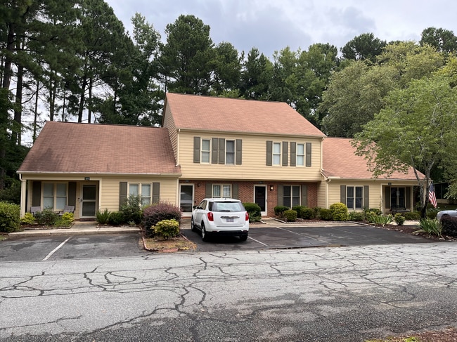 Building Photo - 104 Sparger Springs Ln Rental