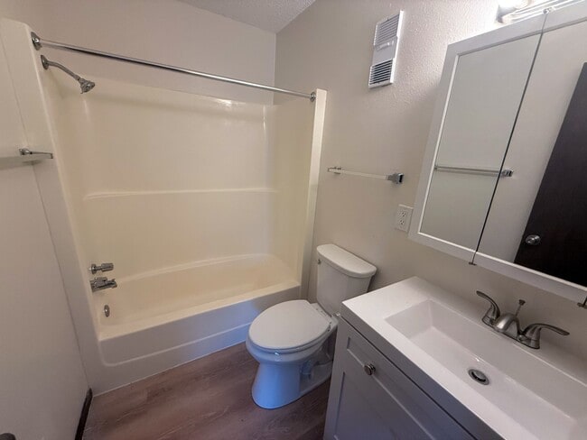 Photo - 112 SW 21st St