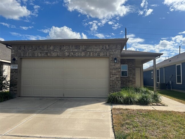 Photo - 25723 Bottlebrush Sedge St