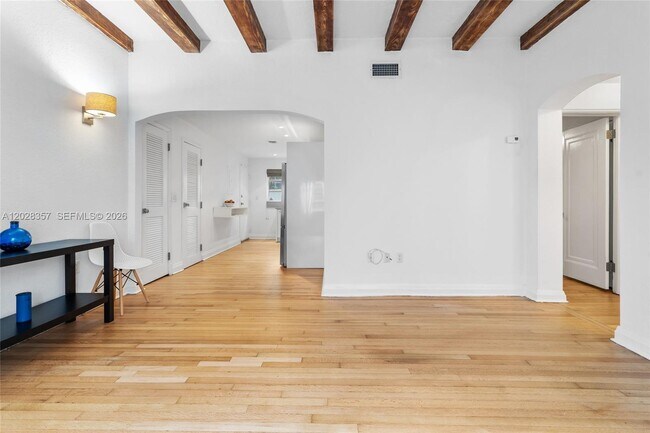 Photo - 1605 Euclid Ave Unidad B1