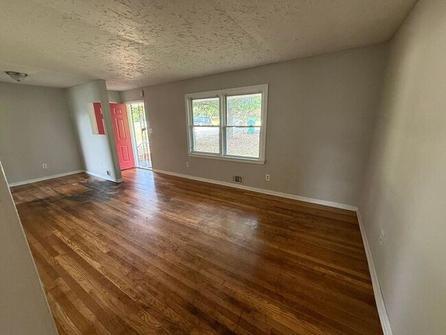 Photo - Charming 4-Bedroom Home in Forest Park, GA...