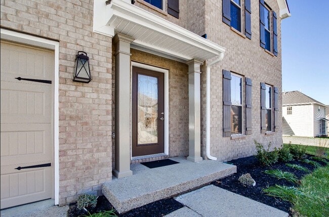 Photo - Gorgeous Newer Construction Home!
