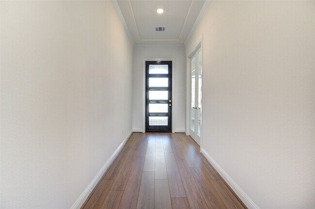 Photo - 625 Cape Capri Dr