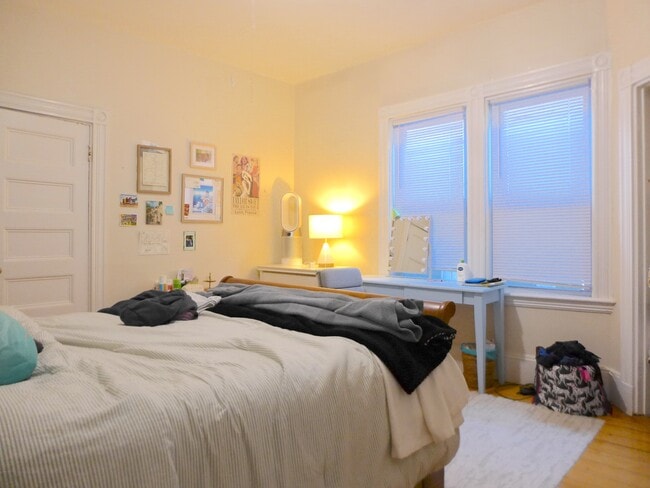 Photo - 71 Hillside St