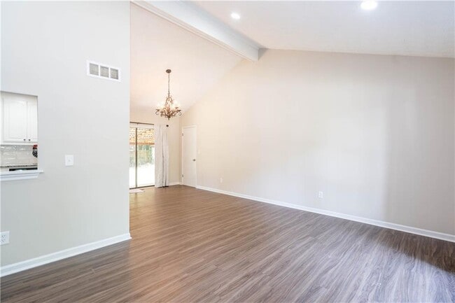 Photo - 2759 Shetland Ln NW