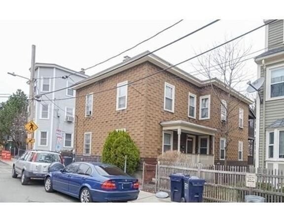 Photo - 27 Magee St Unit 1