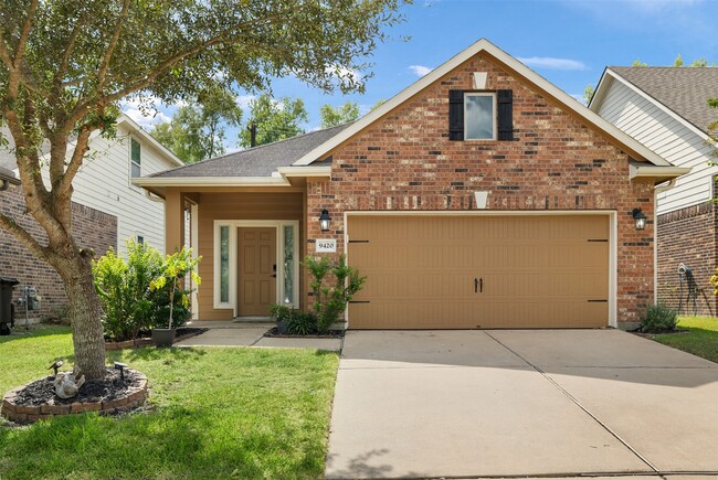 Photo - 9420 Savannah Holly Dr