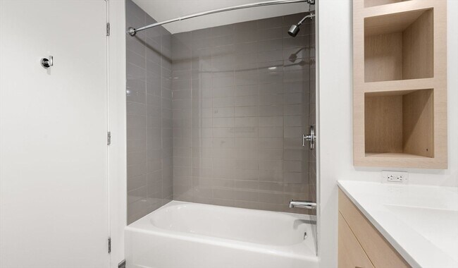 Photo - 99 Kneeland St Unit 807