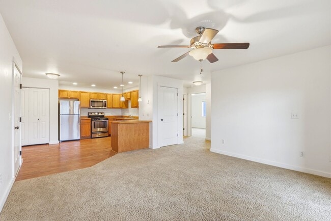 Building Photo - 2222 Baxter Ln Unit 2