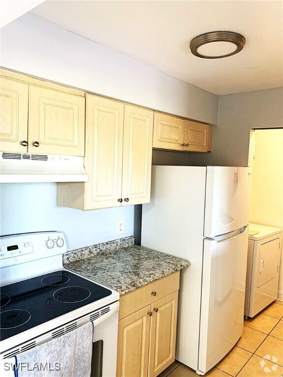 Building Photo - 2929 Winkler Ave Unit 1018 Rental