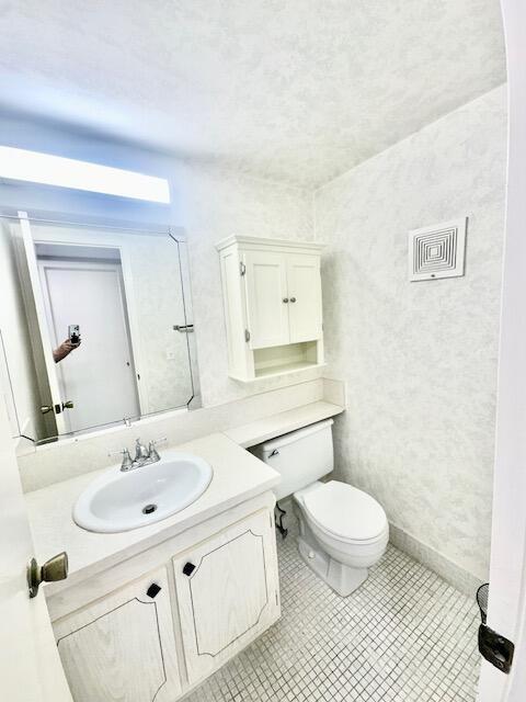 Photo - 368 Mansfield I