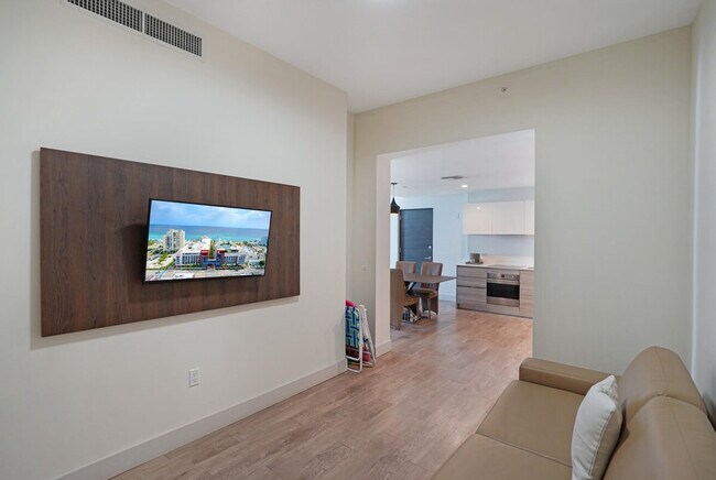 Photo - 209 N Ocean Dr Unidad ID1047774P