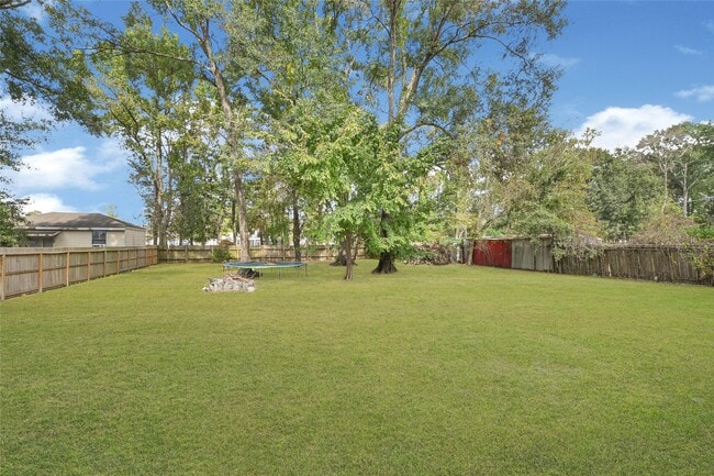 Photo - 18565 Huckleberry Ln