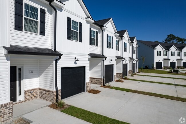 Photo - 119 Belleau Woods Cir