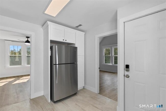 Photo - 19 Willard St Unit FL 3