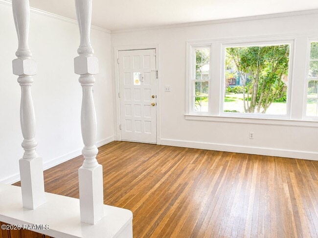 Photo - 116 Oak Crest Dr
