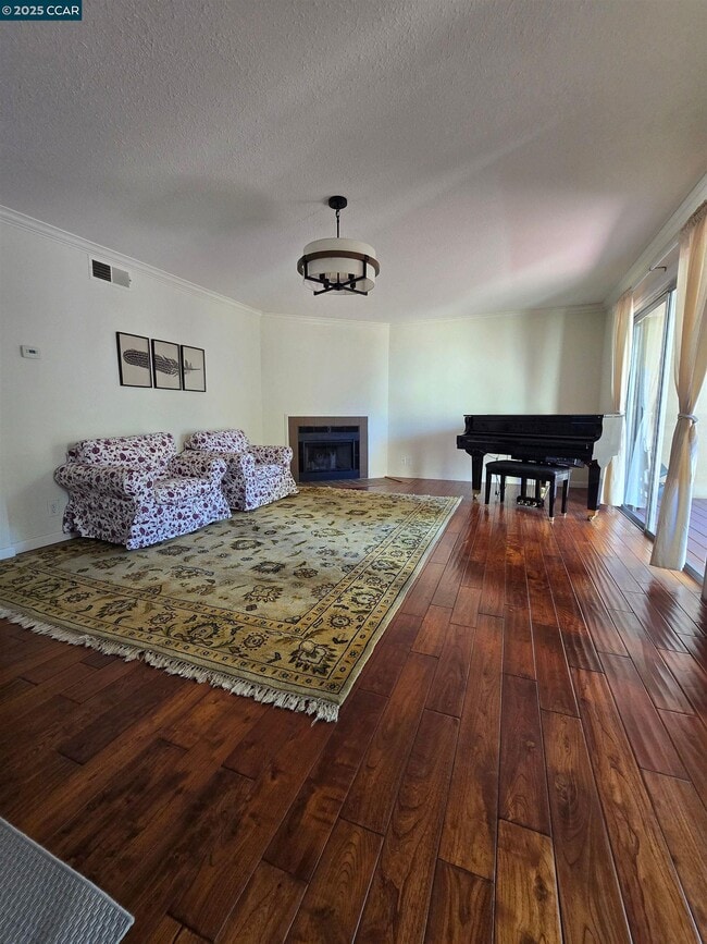 Photo - 2121 Vale Rd