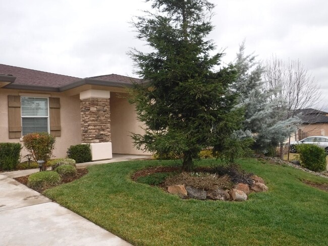 Photo - Lovely 4 Bedroom Home!