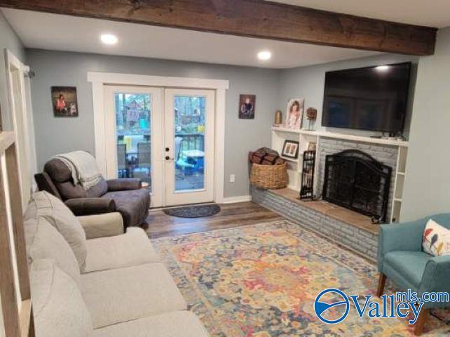 Photo - 4728 Panorama Dr SE