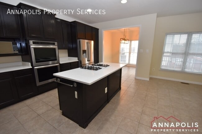 Photo - 2409 Jostaberry Way