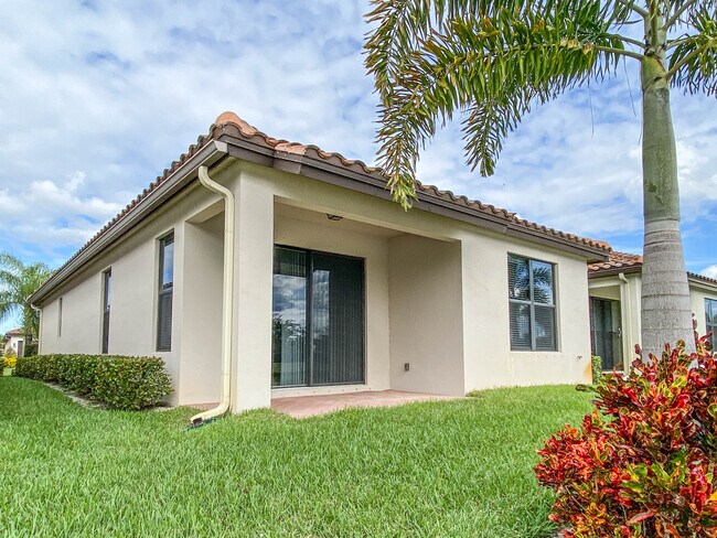 Photo - 5423 Useppa Dr