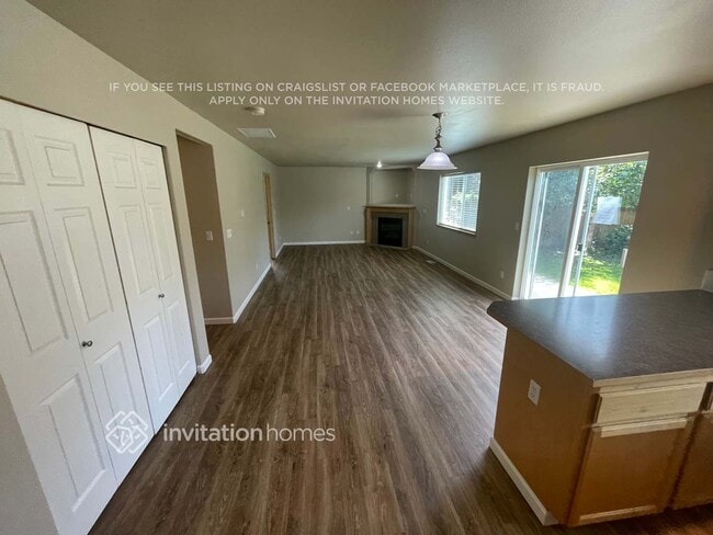 Photo - 18520 96th Ave E