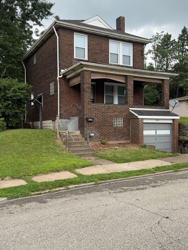 Photo - 523 Ridge Ave