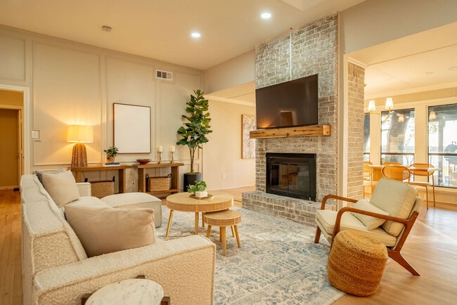 Photo - 6509 Lakeshore Ct Unidad SI ID1514824P