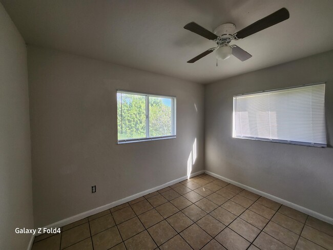 Photo - 711 Gordon Ave S