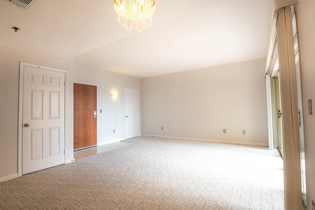 Living room - 960 Fell St Unit 407