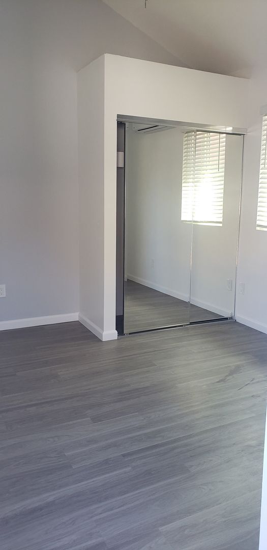 111 Robinson Ave Unit 111 Robinson Ave.