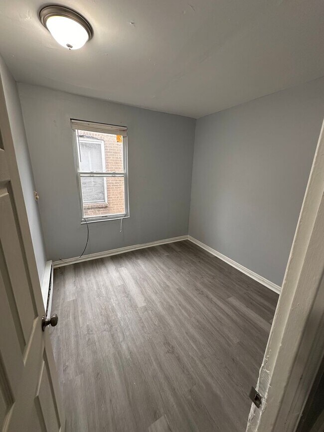 Photo - 1902 S 65th St Unidad Apt #B