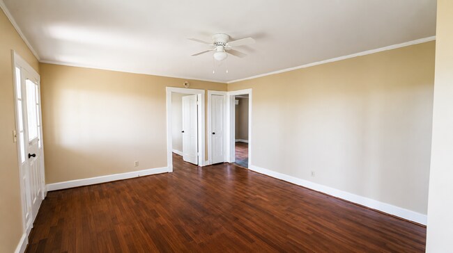 Photo - 897 Sidonia Rd