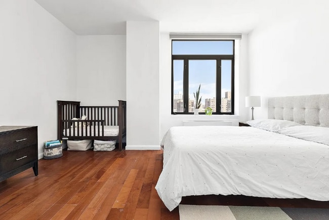 Photo - 380 Malcolm X Blvd Unidad Ph H